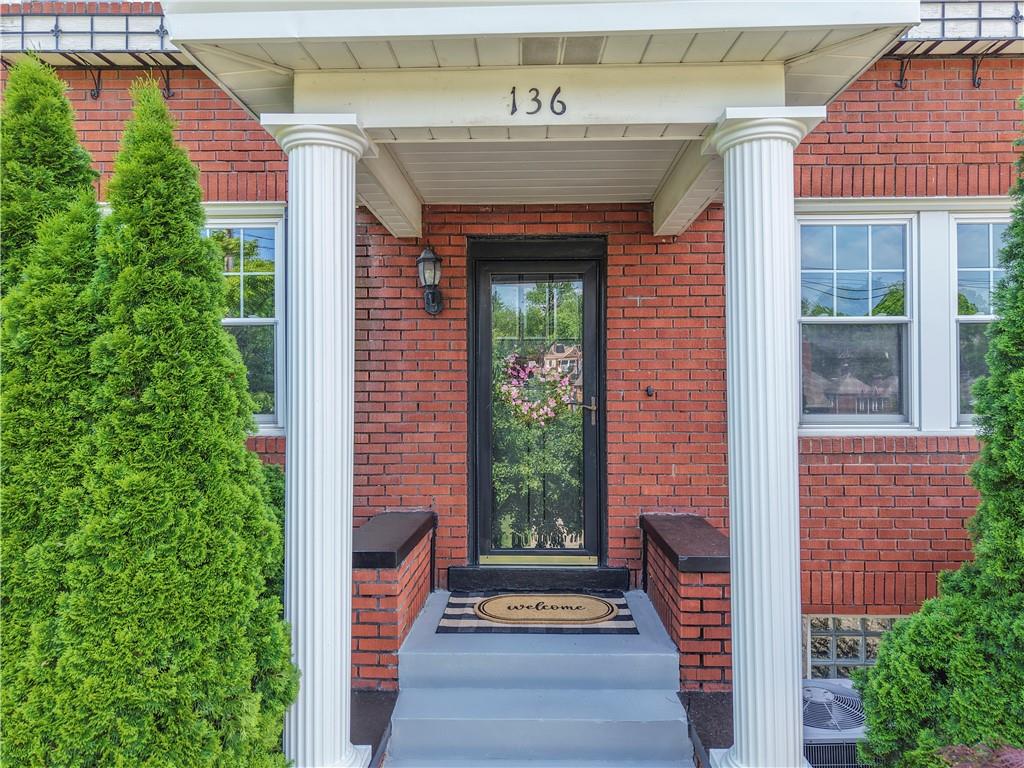 136 Rae Avenue Pittsburgh, PA 15228 - Photo 3 of 50 Gallery Image 3