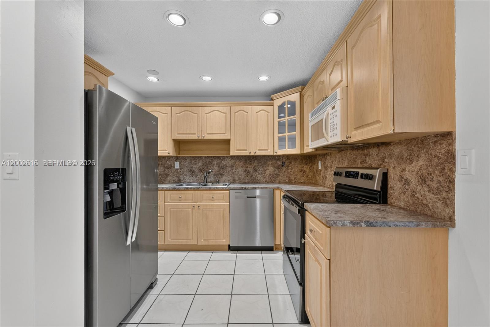 5555 Ludlam Road, Unit 23 South Miami, FL 33155 - Photo 9 of 24