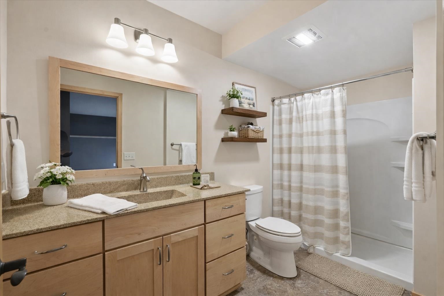 726 Cone Flower Street Middleton, WI 53562 - Photo 15 of 50