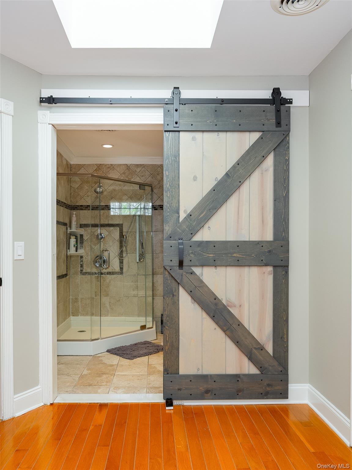 10 Quail Ridge Road Hyde Park, NY 12538 - Photo 27 of 40 a view of entryway and hall with wooden floor