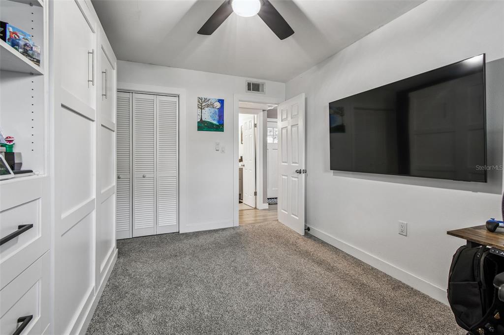 1729 Lakecrest Avenue Brandon, FL 33510 - Photo 29 of 51 a view of empty room with ceiling fan