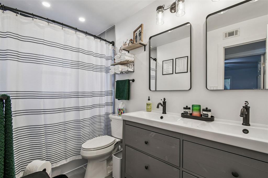 1729 Lakecrest Avenue Brandon, FL 33510 - Photo 30 of 51