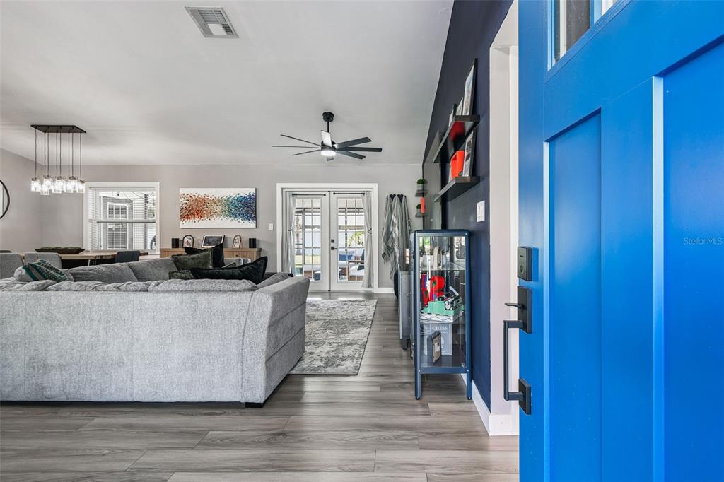 1729 Lakecrest Avenue Brandon, FL 33510 - Photo 3 of 51