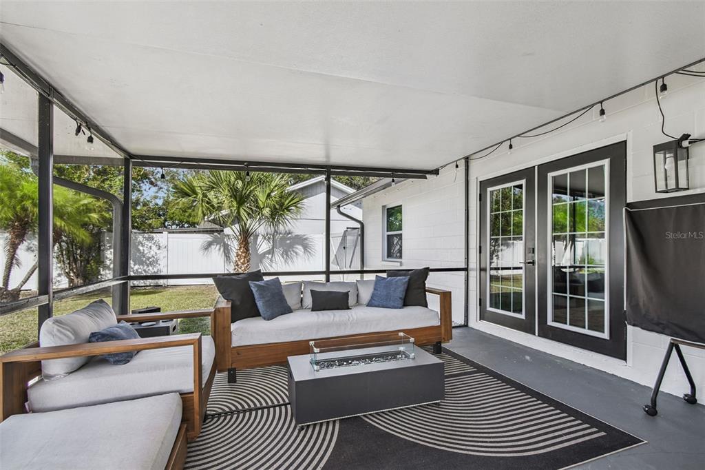 1729 Lakecrest Avenue Brandon, FL 33510 - Photo 38 of 51 a living room with furniture and a large window