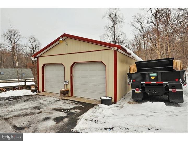 120 Long Lane Road Boyertown, PA 19512 - Photo 20 of 22 Garage