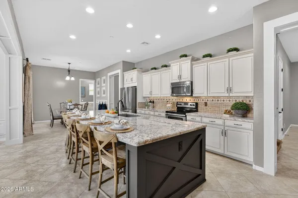 $910,000 | 2926 East Wyatt Way, Gilbert, AZ 85297