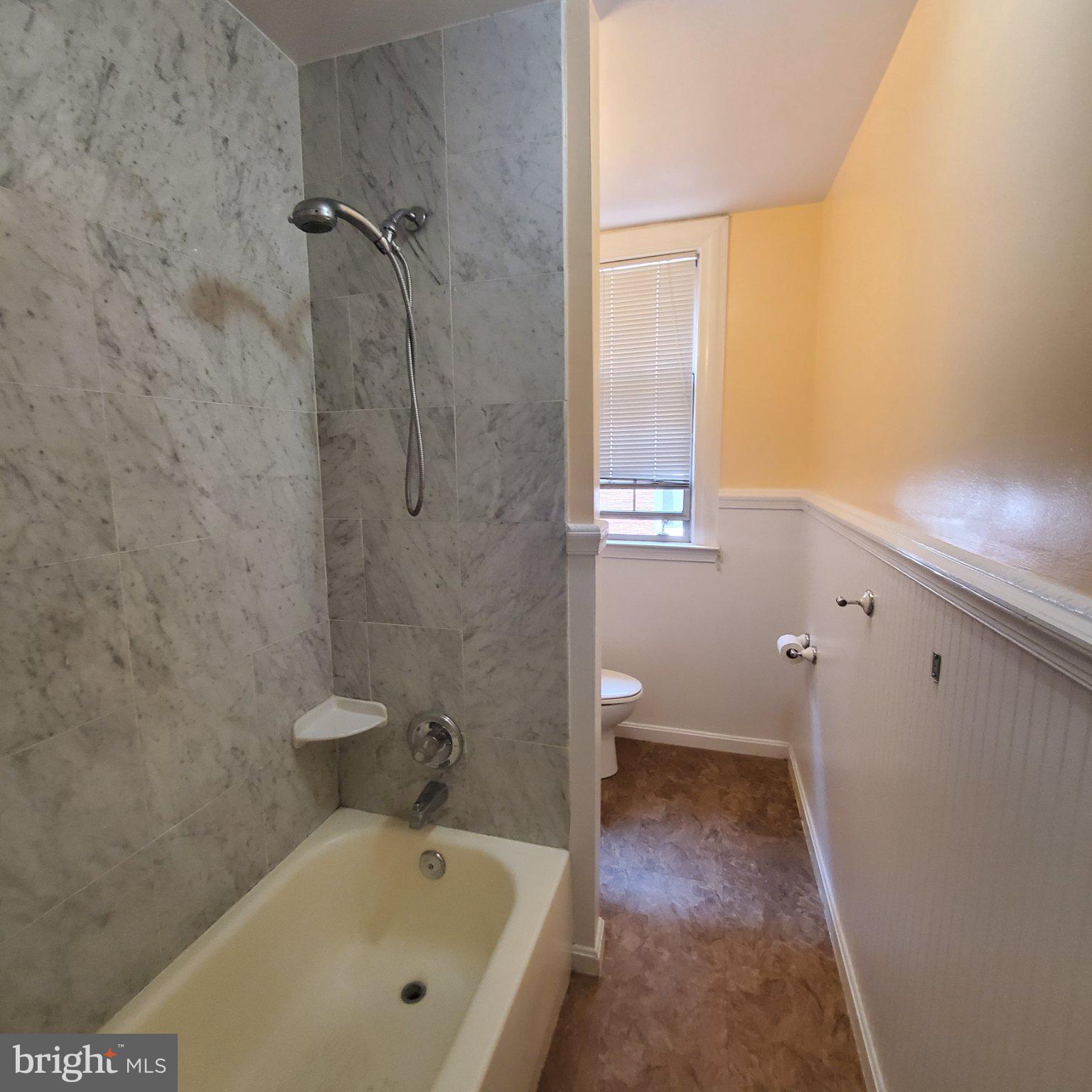 1401 Columbia Road Northwest, Unit 307 Washington, DC 20009 - Photo 25 of 37