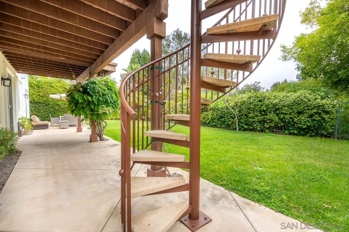 2435 Ridgegate Row La Jolla, CA 92037 - Photo 26 of 30 a view of yard with patio