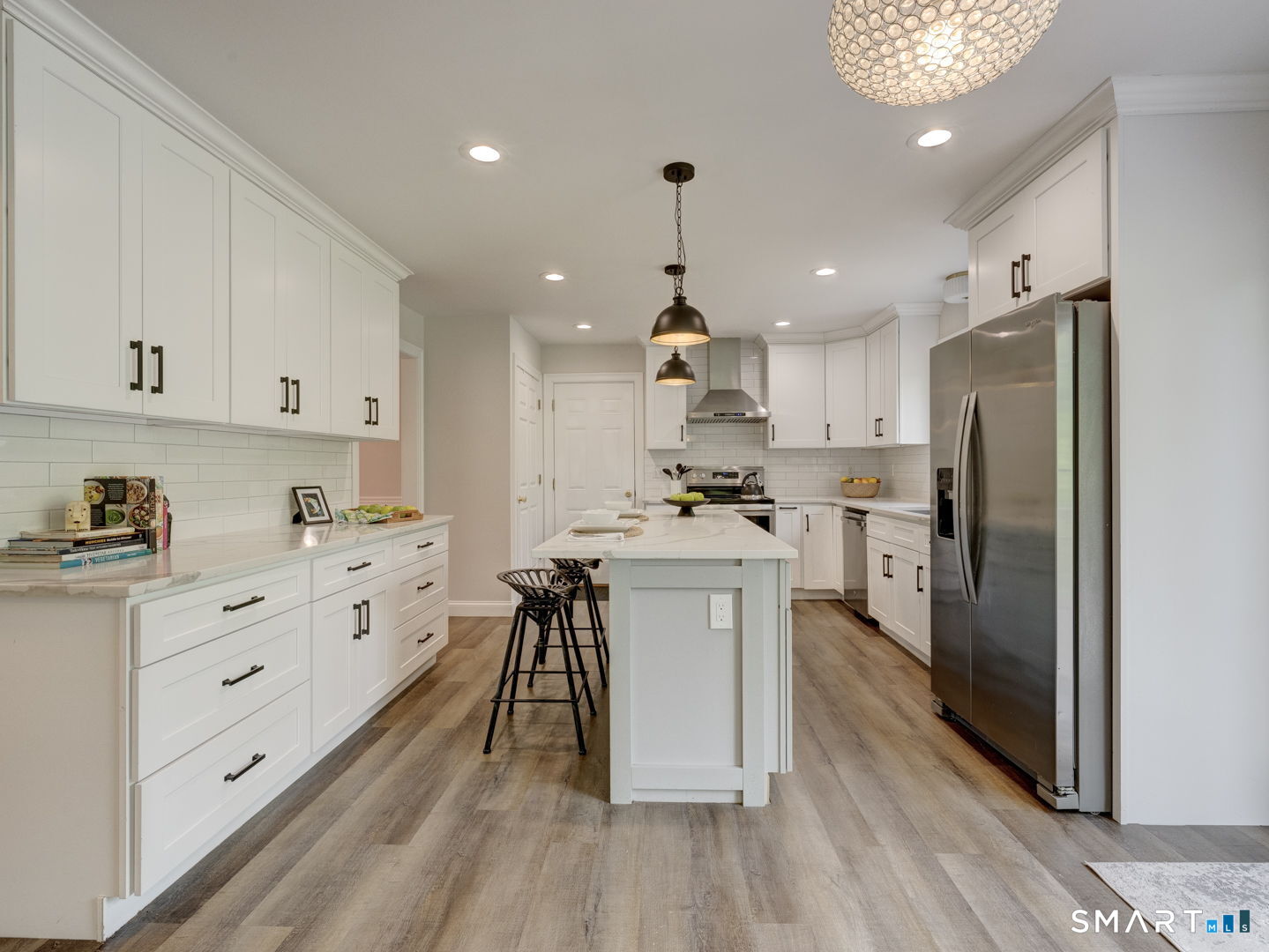 1556 Storrs Road Mansfield, CT 06268 - Photo 5 of 39