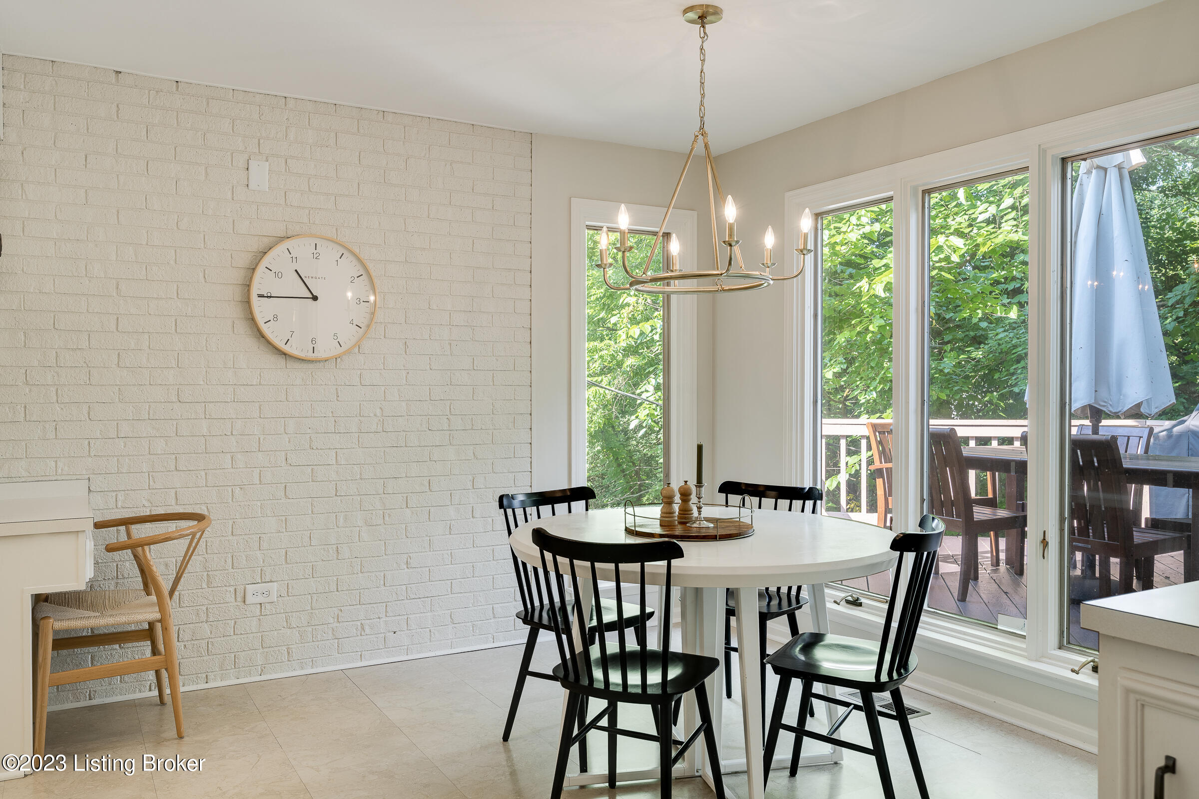 35 River Hill Road Louisville, KY 40207 - Photo 19 of 51 35 River Hill Rd_interiors-17