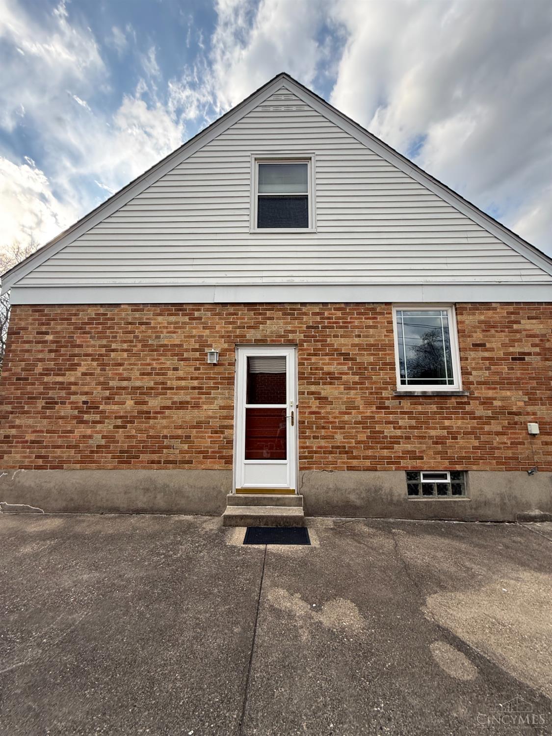 332 Ingram Road Cincinnati, OH 45218 - Photo 28 of 30