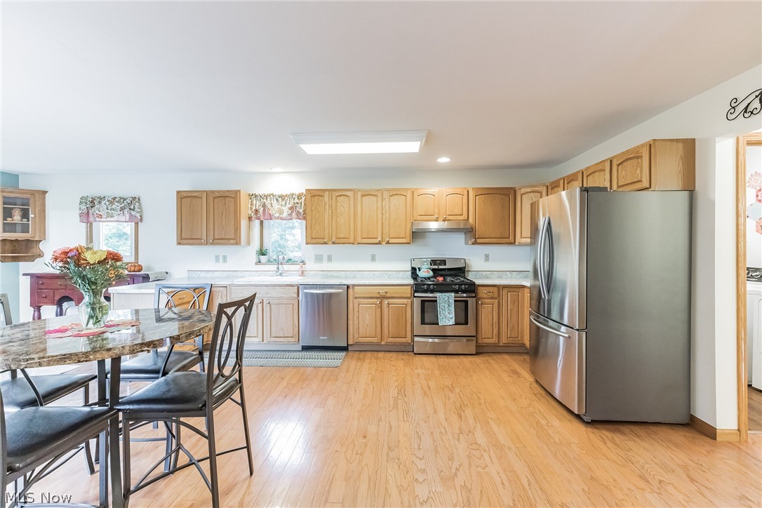 13924 Radcliffe Road Chardon, OH 44024 - Photo 6 of 25