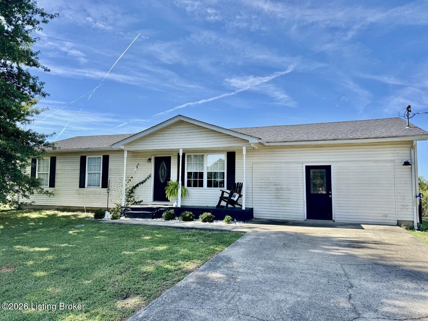 136 Haydon Lane Springfield, KY 40069 - Photo 23 of 25 023_Front View