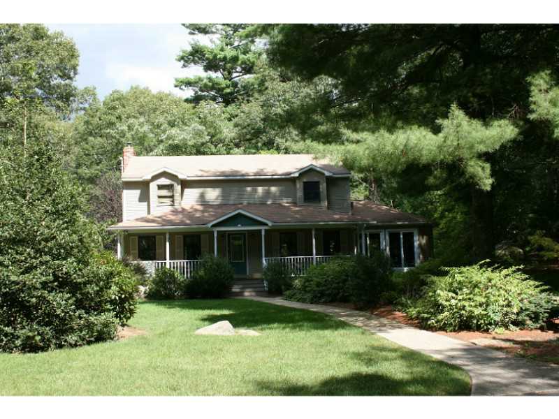 2075 Division Road East Greenwich, RI 02818 - Photo 2 of 18 Exterior Front.