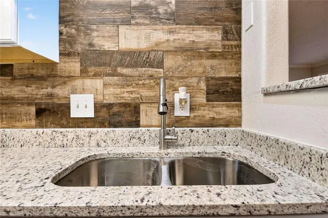 $130,000 | 6354 Shannon Parkway, Unit 20E, Union City, GA 30291