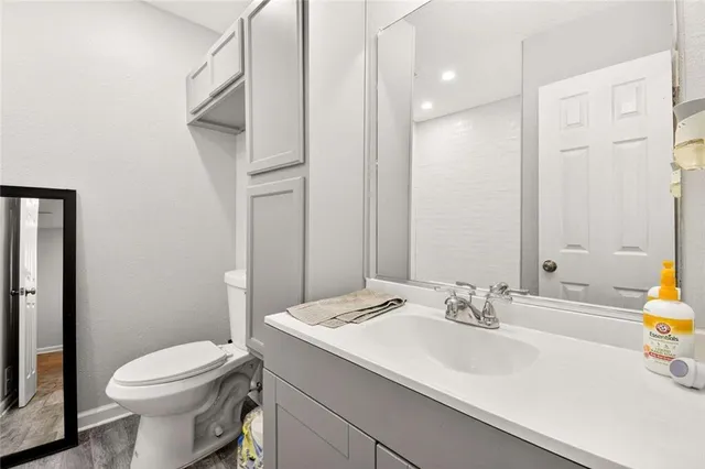 $130,000 | 6354 Shannon Parkway, Unit 20E, Union City, GA 30291