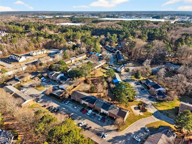 $130,000 | 6354 Shannon Parkway, Unit 20E, Union City, GA 30291