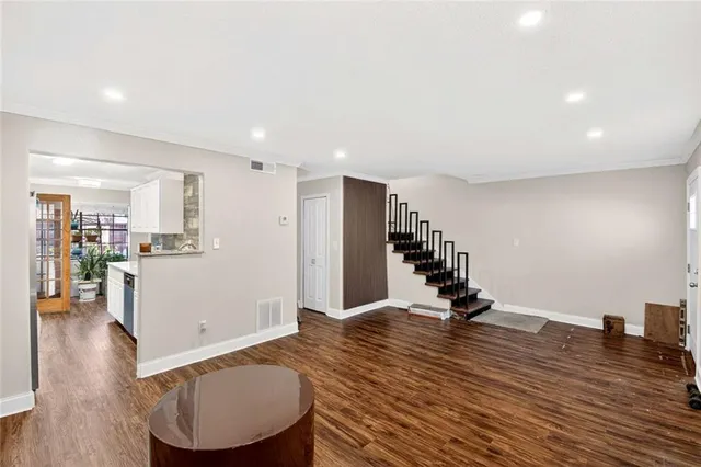 $130,000 | 6354 Shannon Parkway, Unit 20E, Union City, GA 30291