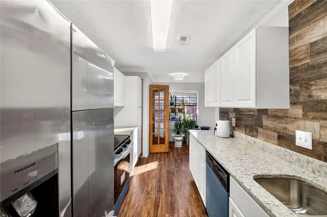 $130,000 | 6354 Shannon Parkway, Unit 20E, Union City, GA 30291