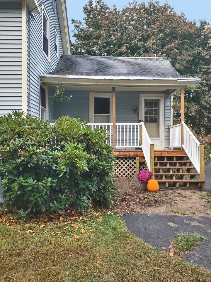 98 Carroll Street Keene, NH 03431 - Photo 8 of 22