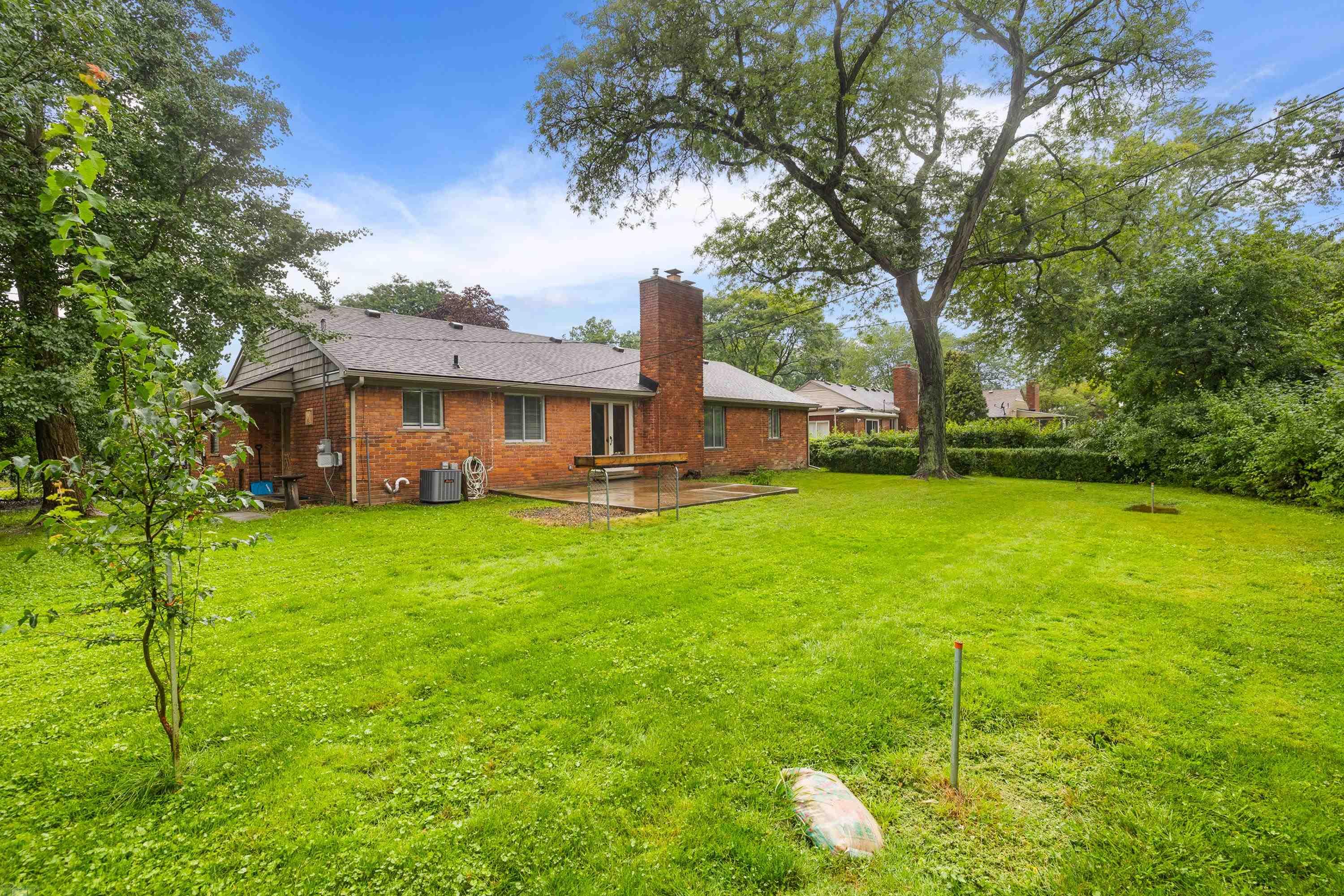 426 Barclay Road Grosse Pointe Farms, MI 48236 - Photo 36 of 38