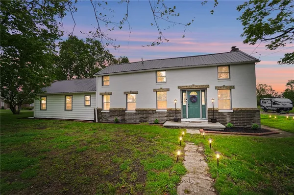 $425,000 | 8080 Township Line Road, Waynesville, OH 45068