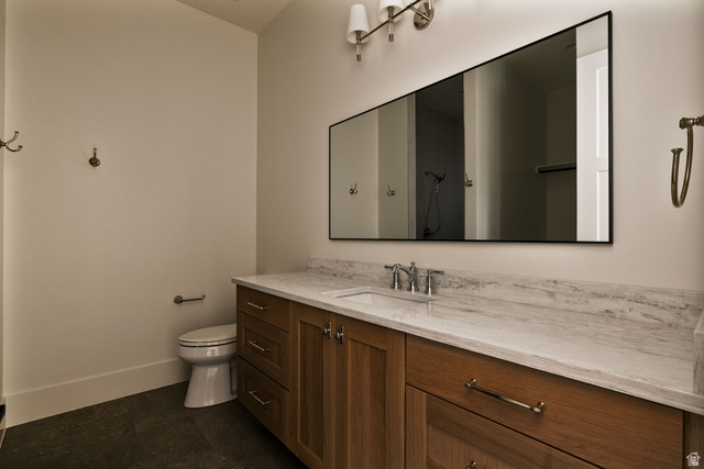 2281 South Crimson Cliffs Way St. George, UT 84790 - Photo 34 of 47 En Suite Bathroom with vanity and toilet