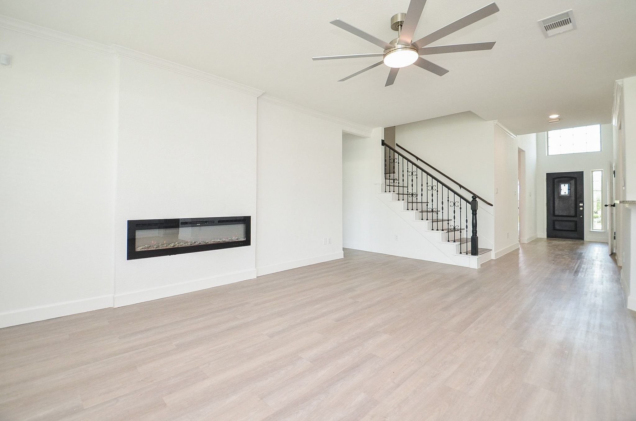 3820 Vista Grove Court Rosenberg, TX 77469 - Photo 11 of 36 Livingroom