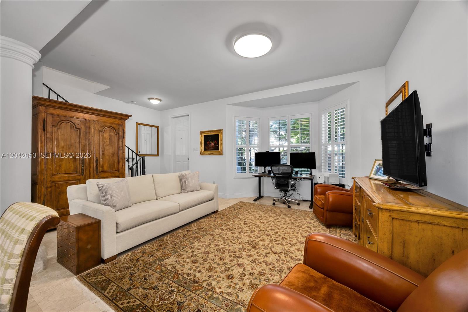 7614 Southwest 54th Avenue Miami, FL 33143 - Photo 5 of 33