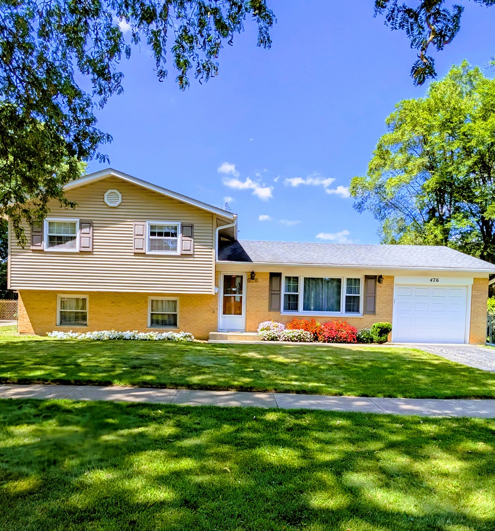 476 Raupp Boulevard Buffalo Grove, IL 60089 - Photo 1 of 2