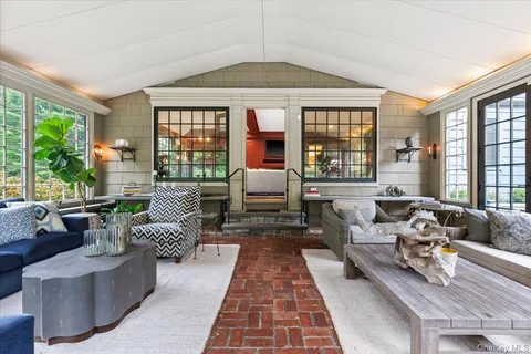 $3,475,000 | 16 Pleasant Ridge Road, Harrison, NY 10528