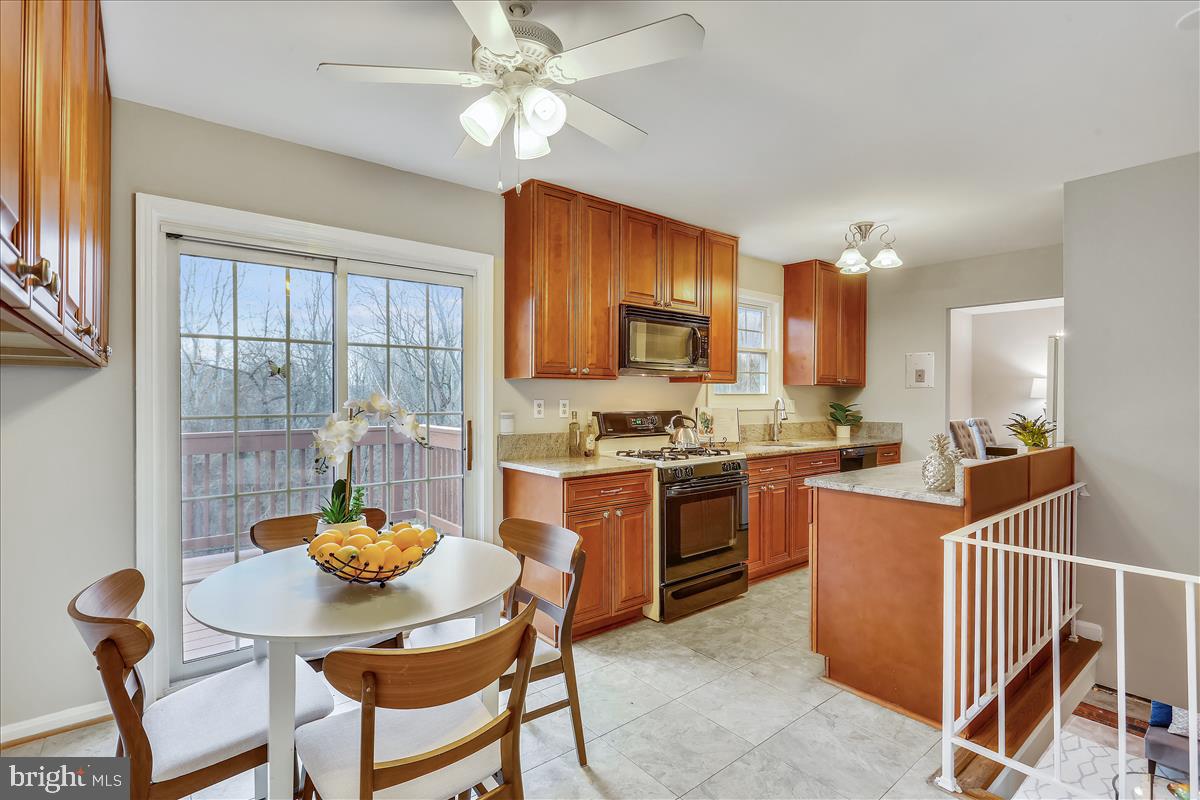 6600 Garrett Road Rockville, MD 20855 - Photo 13 of 66 Eat in Kitchen Area open to Deck