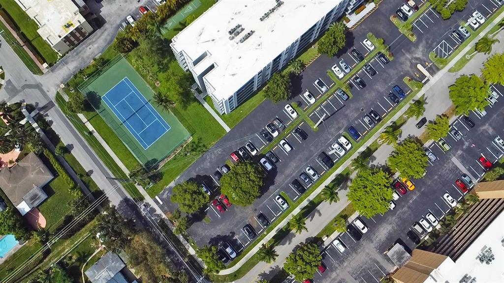 1301 Northeast 7th Street, Unit 113 Hallandale Beach, FL 33009 - Photo 38 of 45