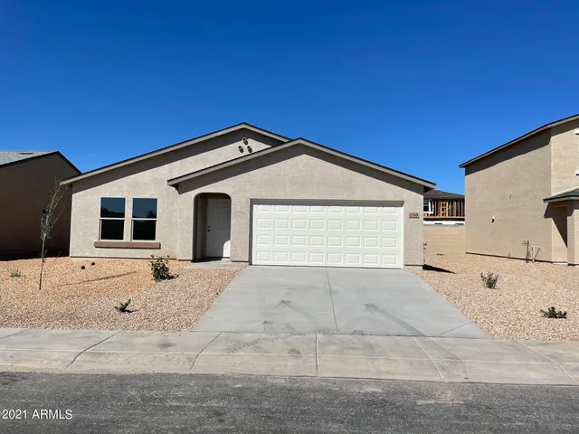 $1,995 | 250 West Bobcat Court, Casa Grande, AZ 85122