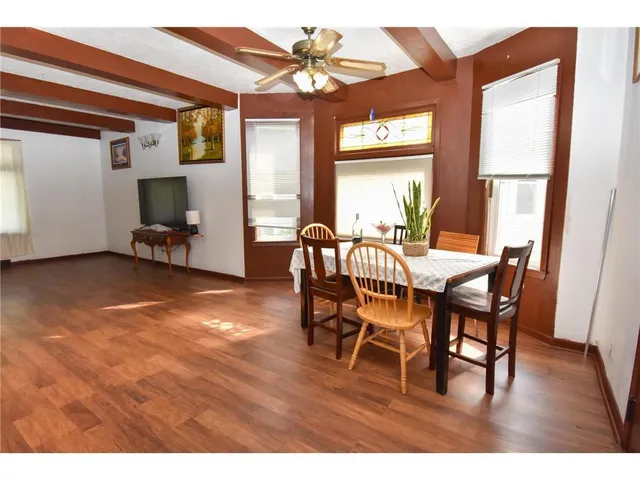 $299,900 | 980 3rd Street East, St. Paul, MN 55106