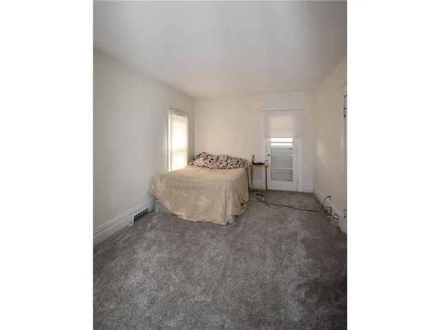 $299,900 | 980 3rd Street East, St. Paul, MN 55106