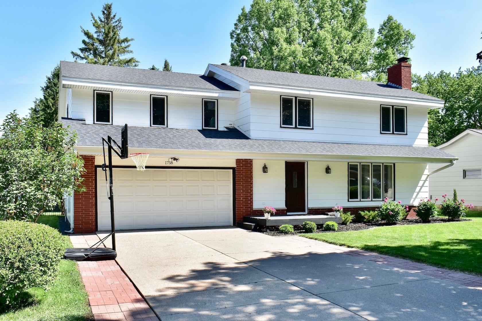 1758 Edgewood Road Winona, MN 55987 - Photo 1 of 38