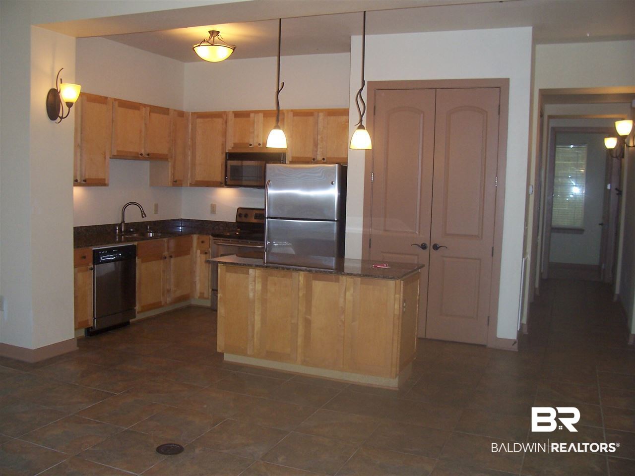 1430 Regency Road, Unit F302 Gulf Shores, AL 36542 - Photo 4 of 12 Kitchen