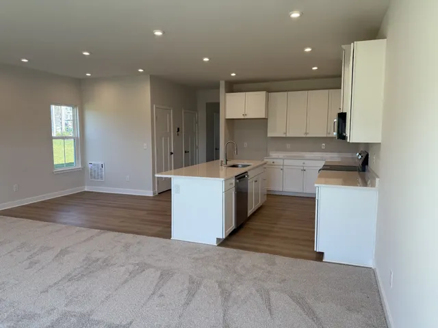 $2,000 | 1809 Goldsberry Drive, Columbia, TN 38401