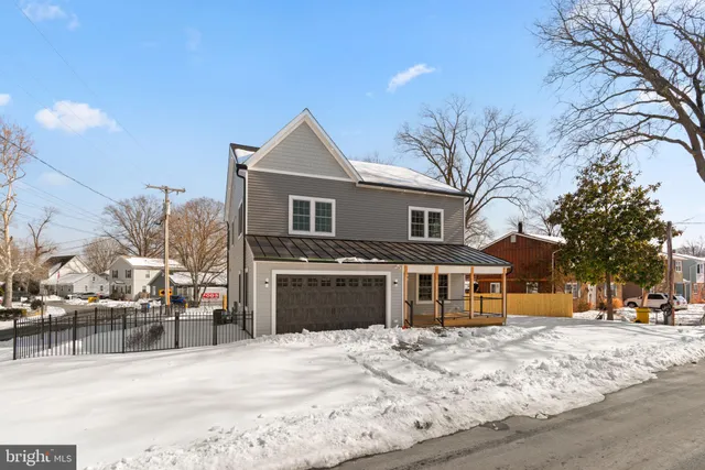 $799,000 | 301 Oakwood Road, Edgewater, MD 21037