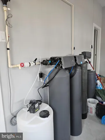 $799,000 | 301 Oakwood Road, Edgewater, MD 21037