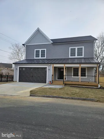 $799,000 | 301 Oakwood Road, Edgewater, MD 21037