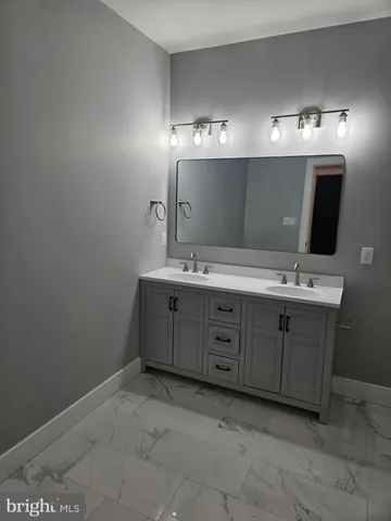 $799,000 | 301 Oakwood Road, Edgewater, MD 21037