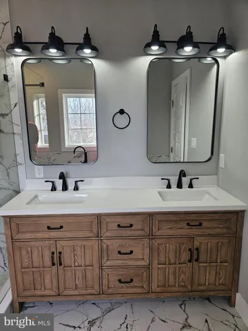 $799,000 | 301 Oakwood Road, Edgewater, MD 21037