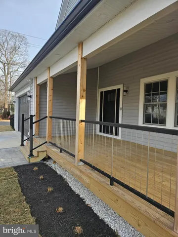 $799,000 | 301 Oakwood Road, Edgewater, MD 21037