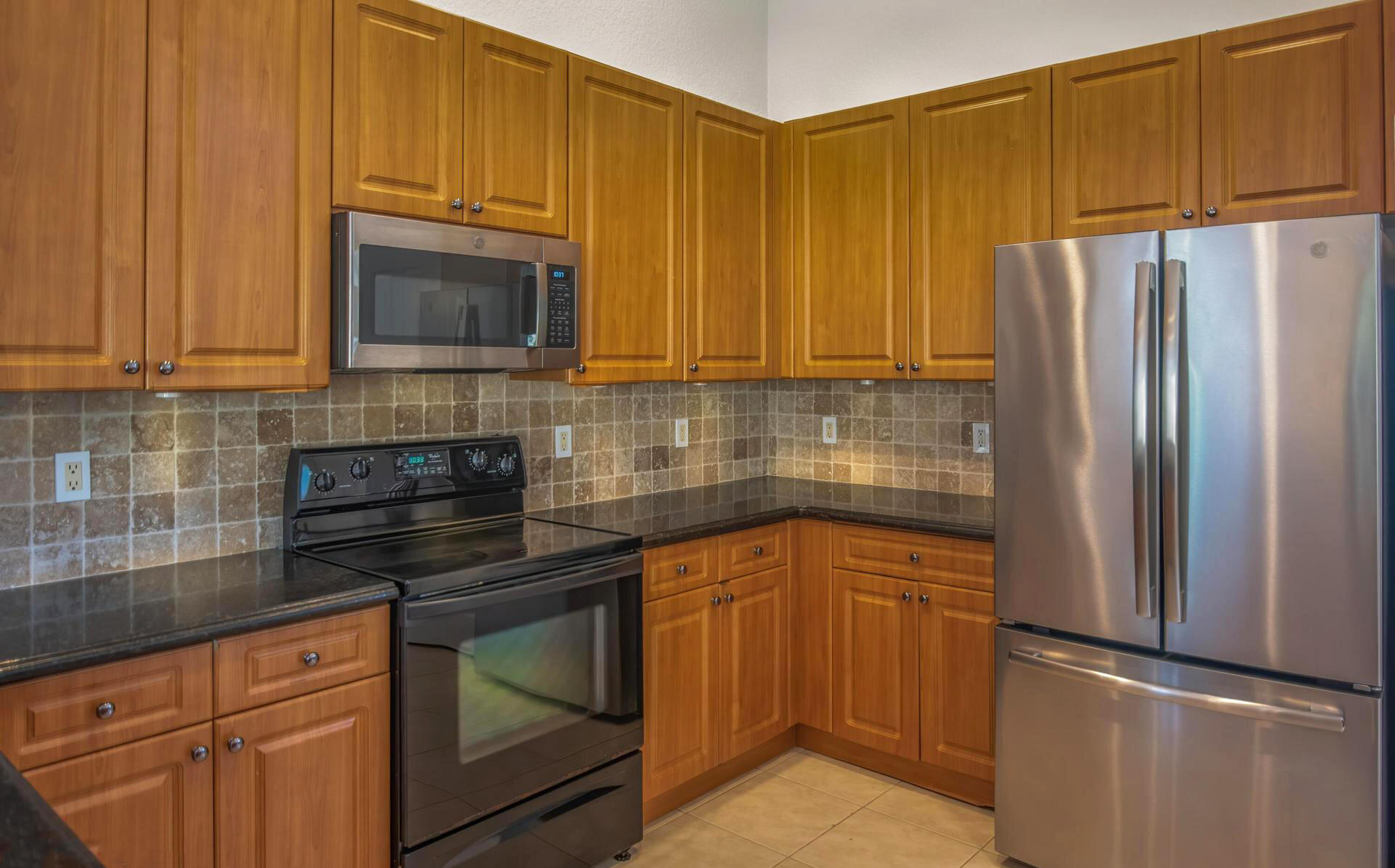 150 Via Castilla Jupiter, FL 33458 - Photo 8 of 34 RX-10854989_0_yEUVn2_l
