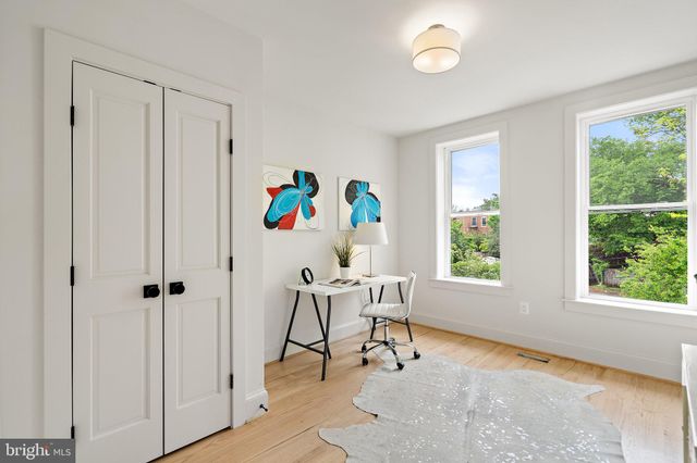 $1,200,000 | 749 12th Street Southeast, Washington, DC 20003