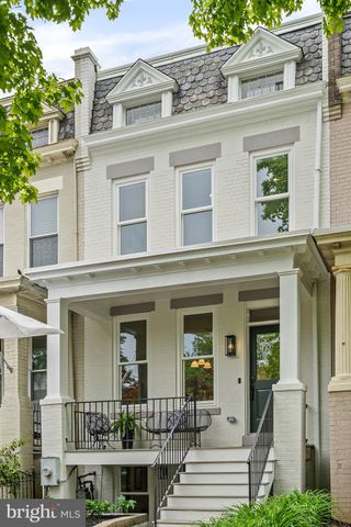 $1,200,000 | 749 12th Street Southeast, Washington, DC 20003
