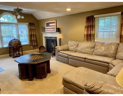 7 Drummond Road Stoneham, MA 02180 - Photo 8 of 24 Gallery Image 8