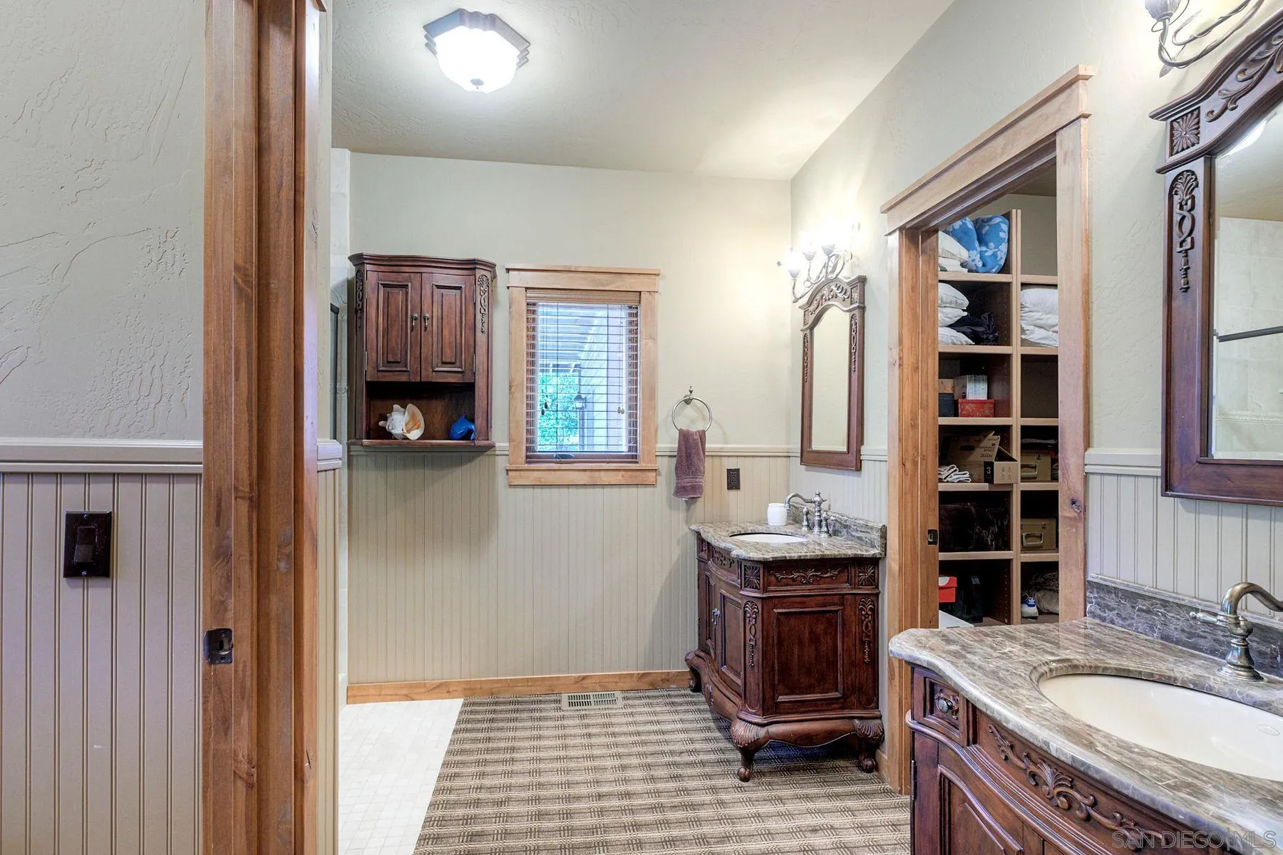 1055 West Incense Cedar Road Julian, CA 92036 - Photo 34 of 56 a view of kitchen and utility room